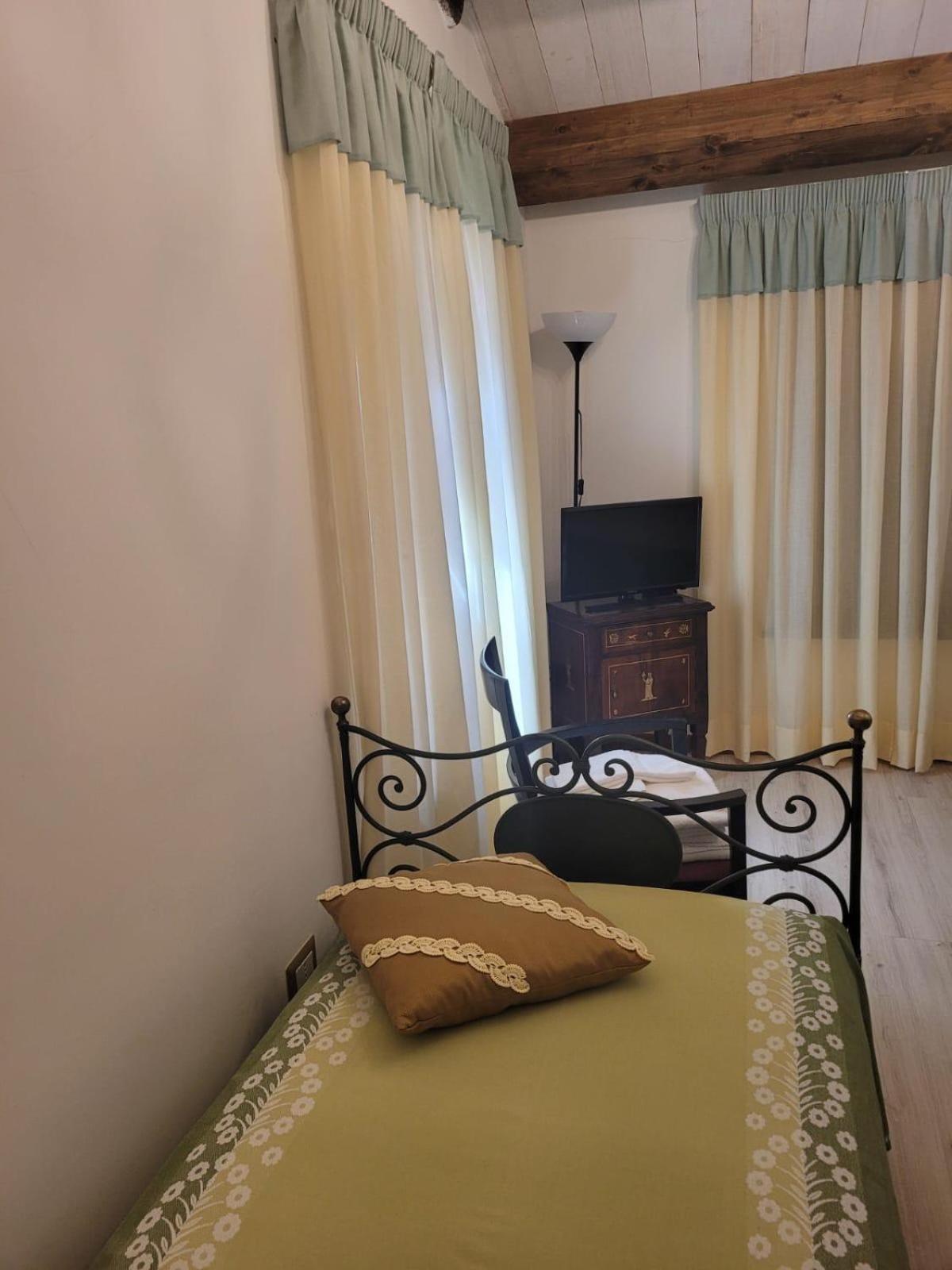 Resort Restaurant Villa Berta Сан Северино Марке Екстериор снимка
