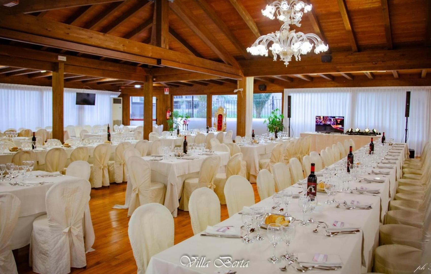 Resort Restaurant Villa Berta Сан Северино Марке Екстериор снимка